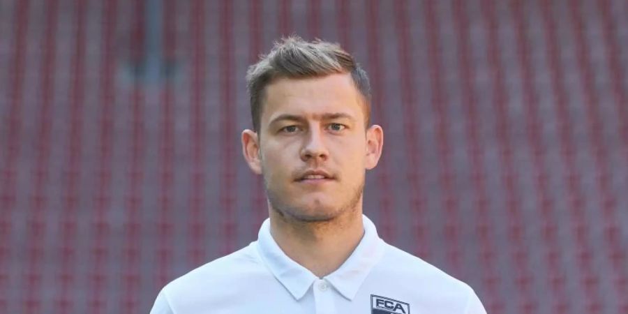Augsburgs Alfred Finnbogason präsentiert sich drei Wochen vor Bundesliga-Start in guter Form. Foto: Klaus Rainer Krieger/FC Augsburg/dpa