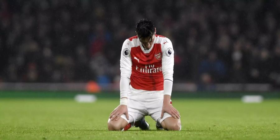 Mesut Özil Arsène Wenger