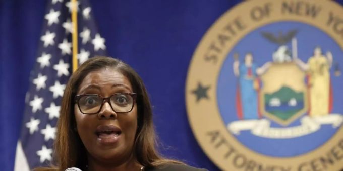 Nach 18-monatigen Ermittlungen erhebt die Generalstaatsanwältin des US-Bundesstaats New York, Letitia James, Anklage gegen die mächtige Waffenlobby-Organisation NRA, um ihre Auflösung zu erreichen. Foto: Kathy Willens/AP/dpa Nach 18-monatigen Ermittlungen erhebt die Generalstaatsanwältin des US-Bundesstaats New York, Letitia James, Anklage gegen die mächtige Waffenlobby-Organisation NRA, um ihre Auflösung zu erreichen. Foto: Kathy Willens/AP/dpa