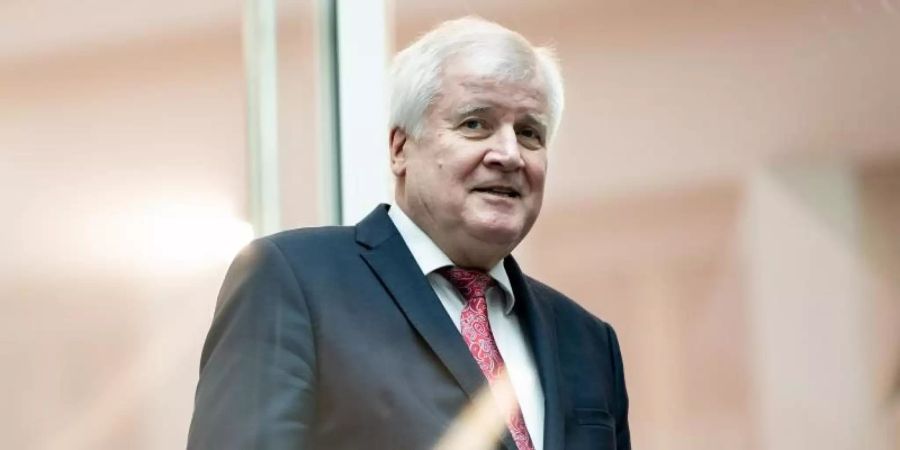 Horst Seehofer möchte eine europäische und keine nationale Lösung. Foto: Bernd von Jutrczenka/dpa