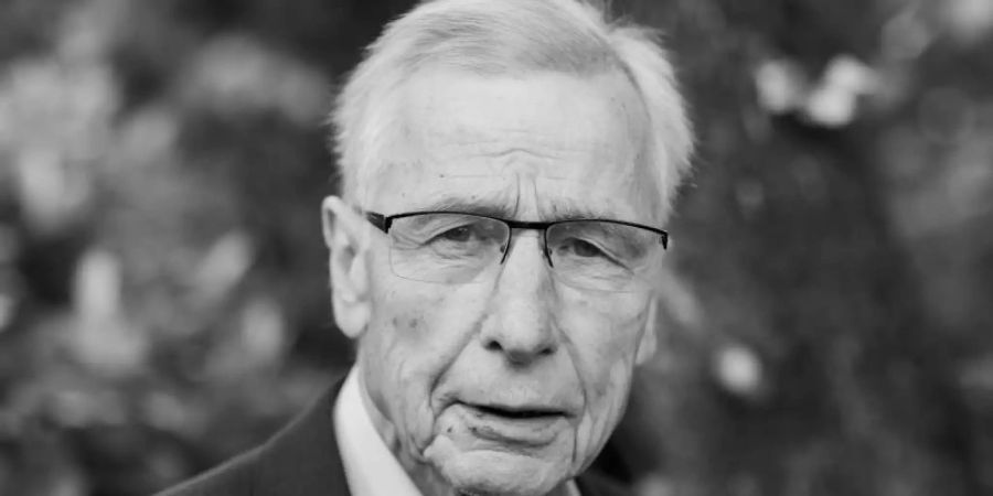 Wolfgang Clement, ehemaliger Bundesminister für Wirtschaft und Arbeit und ehemaliger Ministerpräsident von Nordrhein-Westfalen, wurde 80 Jahre alt. Foto: Rolf Vennenbernd/dpa