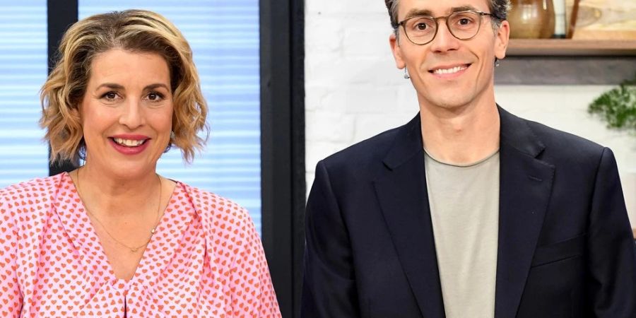 «Leichter leben»: Elena Uhlig und Dr. Johannes Wimmer wollen einfache Tipps und Tricks rund um die Gesundheit vermitteln.