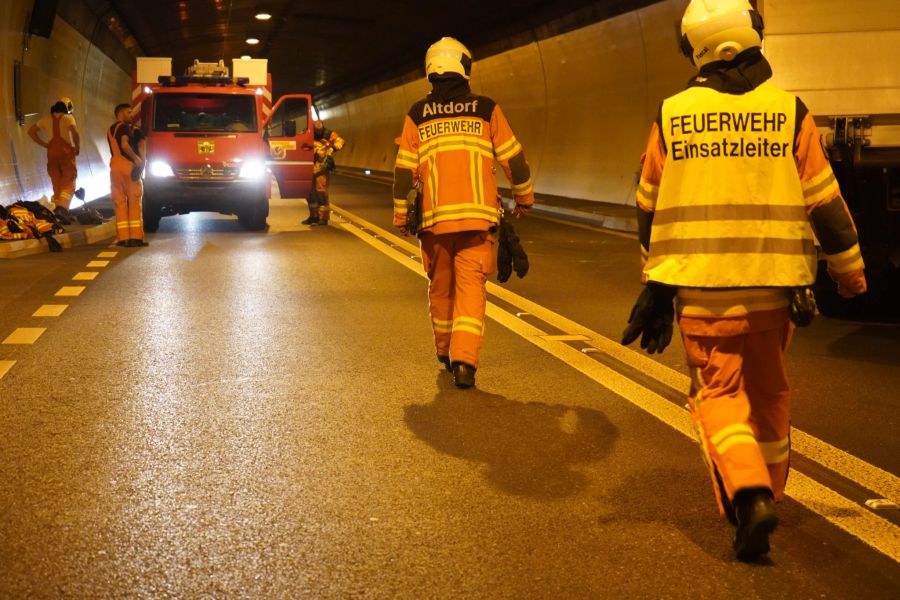 Unfall im Flüelentunnel.