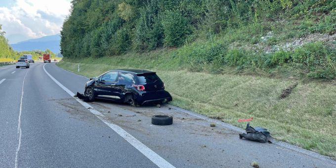 Rothenburg LU: Unfall auf der A2 mit 30'000 Fr. Sachschaden. Rothenburg LU