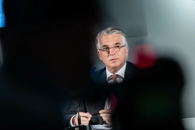 Ehemaliger CEO von der UBS Sergio Ermotti ermotti zwei grossbanken