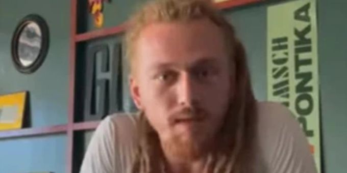 Ein Konzert wird wegen der Frisur des Künstlers abgesagt. Dreadlocks