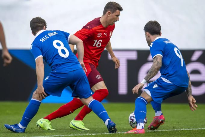 Christian Fassnacht im Trikot der Schweizer Nationalmannschaft. Fassnacht YB