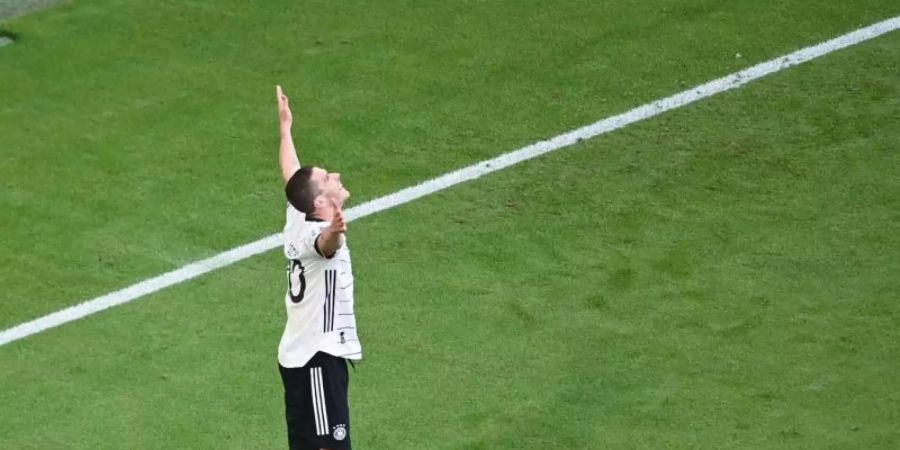 Robin Gosens krönte seine überragende Leistung gegen Portugal mit einem Tor. Foto: Federico Gambarini/dpa