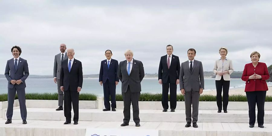 G7