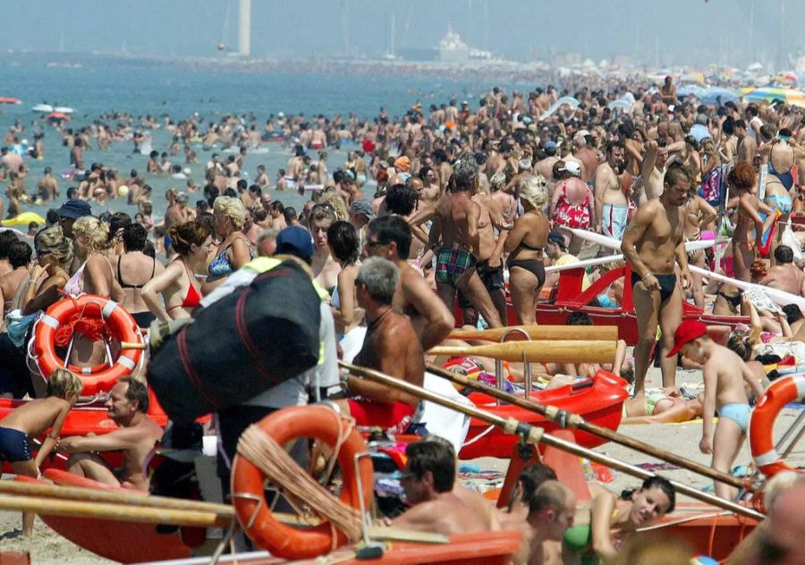 Italien Strand Touristen Ferien