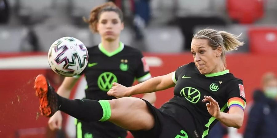 Die Frauen des VfL Wolfsburg treffen in der ersten K.o.-Runde der neuen Champions-League-Saison auf Spartak Subotica. Foto: Angelika Warmuth/dpa