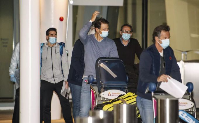 Rafael Nadal reist in Australien ein Djokovic