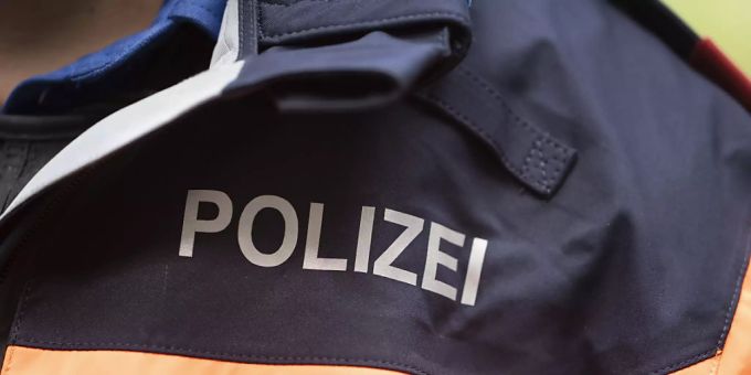 Ein Polizist. (Symbolbild) polizei