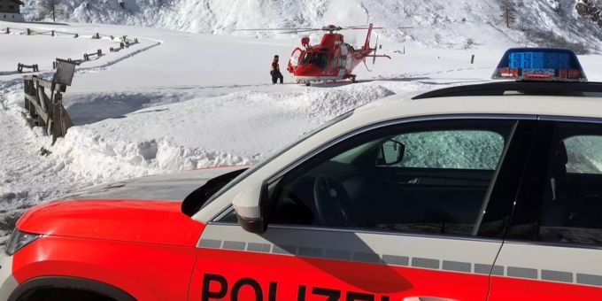 Ein Skifahrer stirbt bei einem Lawinenniedergang bei Klosters GR. Klosters-Serneus GR