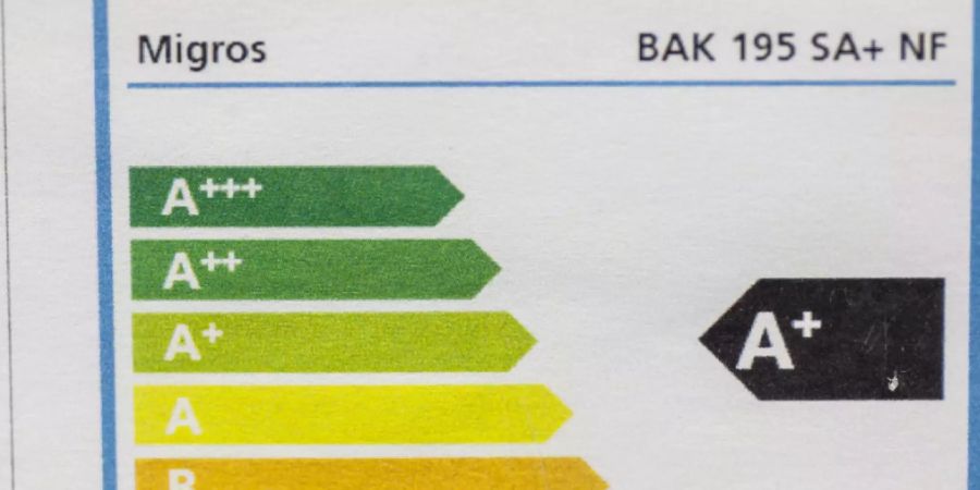 Die Anschaffung eines energieeffizienten Haushaltsgeräts lohnt sich - aber nicht ganz immer. Bei einem Geschirrspüler dauert es gemäss einer deutschen Studie 19 Jahre, bis der Aufpreis amortisiert ist. Bis dahin dürften die meisten Maschinen kaputt oder veraltet sein. (Symbolbild)