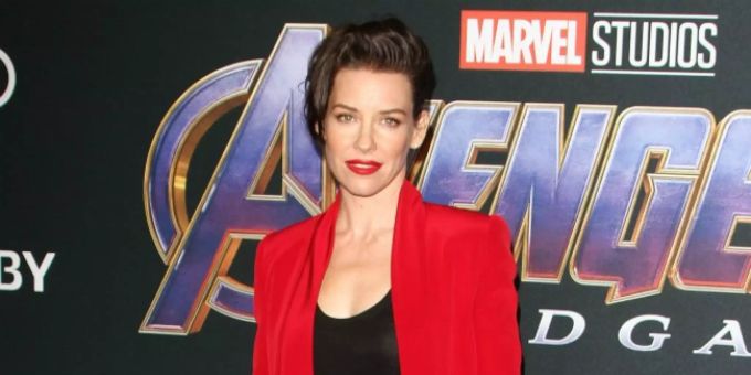 War an Demonstration - Evangeline Lilly ist gegen die Impfpflicht