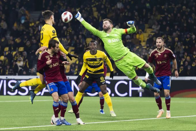 Gegen Servette scheitert YB mehrfach an Goalie Jérémy Frick. YB