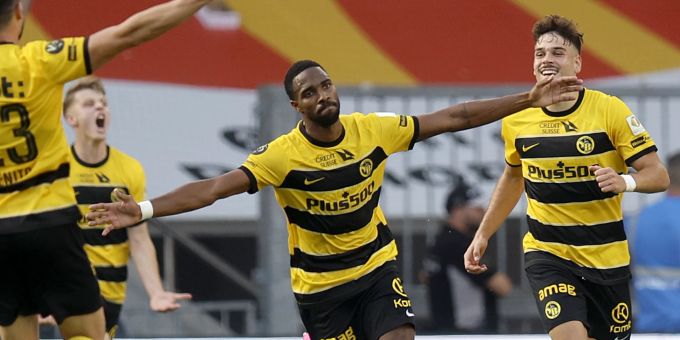 YBs Ulisses Garcia feiert sein Tor gegen den FC Basel. YB