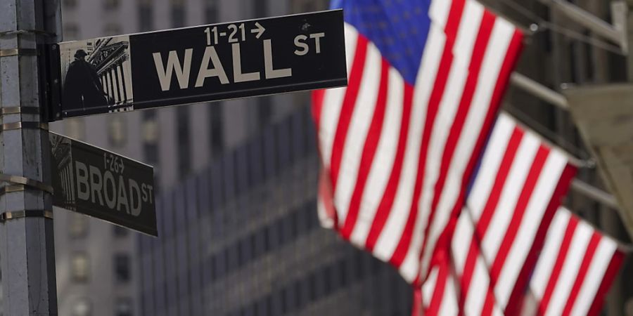 Vorwärtsgang am Mittwoch an den US-Börsen: alle Indizes zeigten nach oben: Der Leitindex Dow Jones Industrial gewann 0,53 Prozent auf 35'273,03 Punkte, für den S&P 500 ging es 0,41 Prozent auf 4556,62 Punkte nach oben, und der Nasdaq 100 kletterte um 0,43 Prozent auf 16'001,39 Zähler. (Symbolbild)