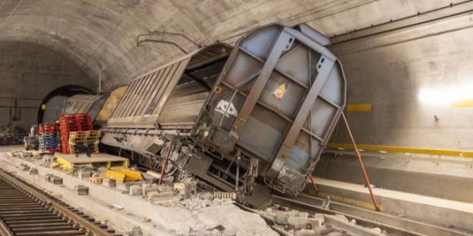 Weniger Touristen - Tessiner sauer auf die SBB wegen Gotthard-Sperrung