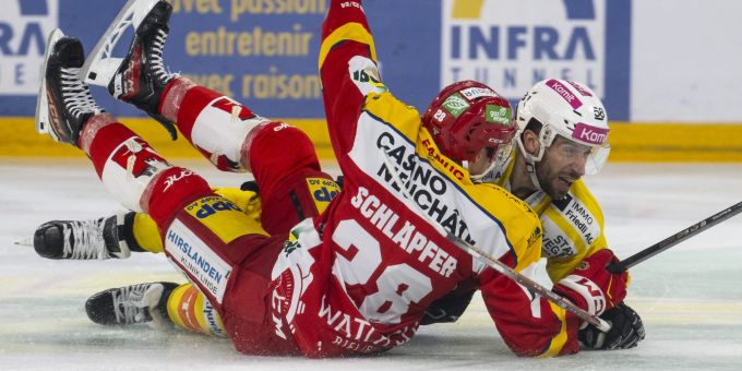 Der SCB und der EHC Biel liefern sich ein packendes Derby. EHC Biel SCB