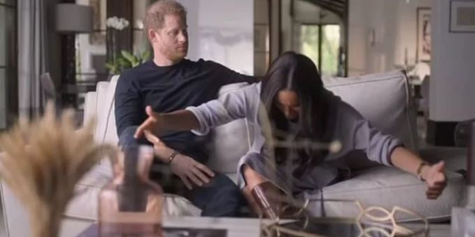 «Komisch» - Meghan spottet in Doku über erstes Treffen mit Queen