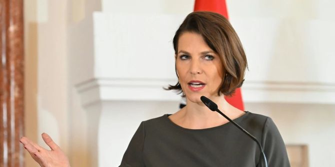 Österreich Karoline Edtstadler ÖVP