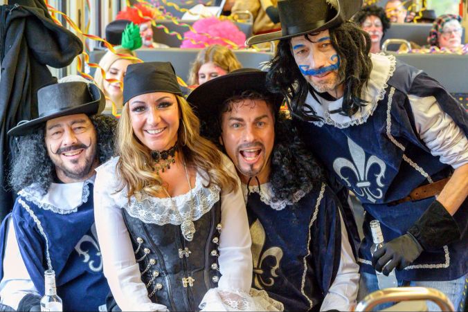 Andrea mir den Musketieren Patrick, Alan und Marcel.