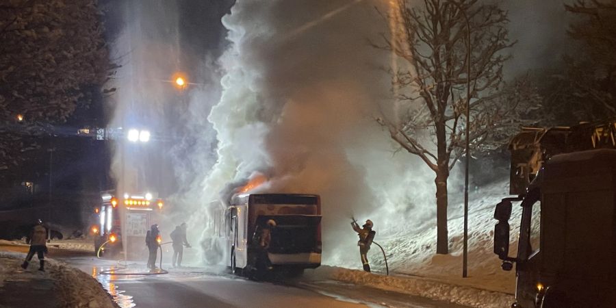 Rauchentwicklung und Berufsfeuerwehr