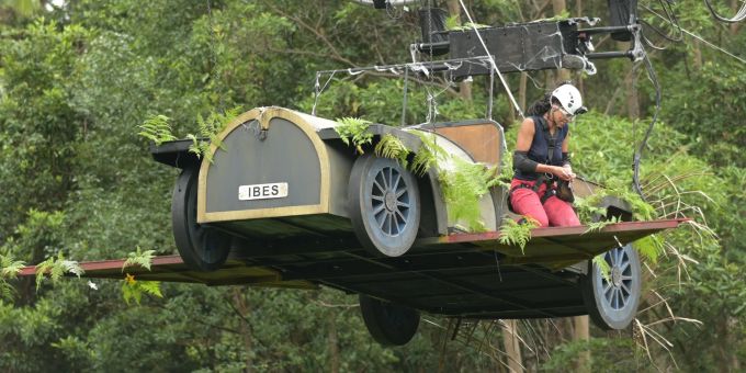 Cecilia darf im Dschungelcamp ganz hoch hinaus. Dschungelcamp