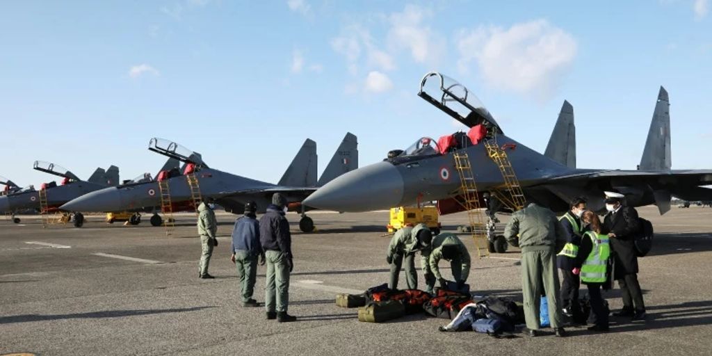 Japan und Indien halten erstes gemeinsames Kampfjet-Manöver ab