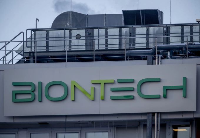 Die deutsche Firma Biontech wurde durch den Covid-19-Impfstoff bekannt. biontech krebs impfung