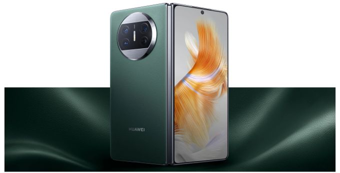 Das Huawei Mate X3 in Dark Green. Huawei Mate X3