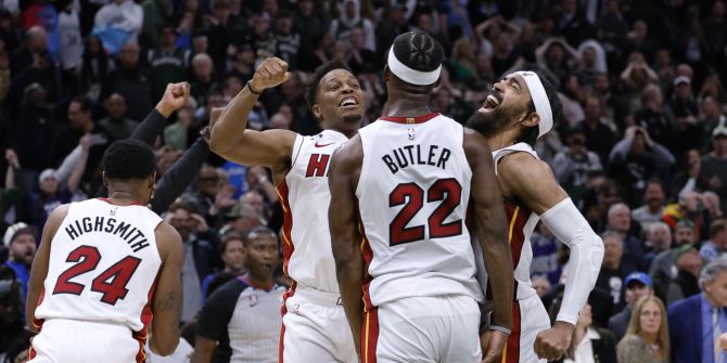 Heat Bucks Basketball NBA
