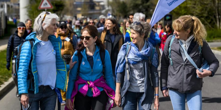 SCHWEIZ PROTEST KLIMA MARCHE BLEUE EPFL