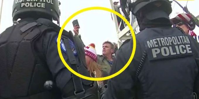 Video überführt ihn - US-Schauspieler nach Sturm aufs Kapitol verhaftet