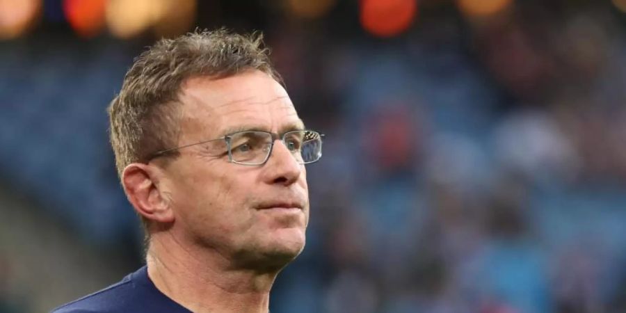 Trainer Ralf Rangnick will mit RB Leipzig gegen Bayern München die beiden kommenden Spiele gewinnen. Foto: Christian Charisius