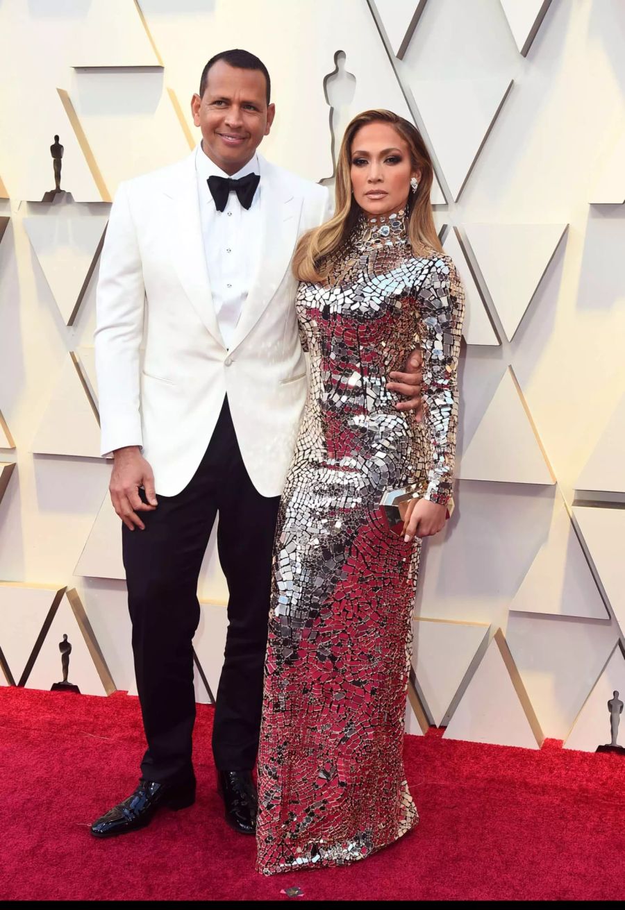 Alex Rodriguez und Jennifer Lopez strahlen an den Oscars.