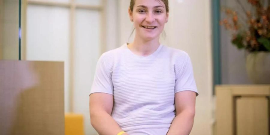 Radsportlerin Kristina Vogel sitzt nach ihrem Trainingsunfall im Rollstuhl. Foto: Arne Immanuel Bänsch