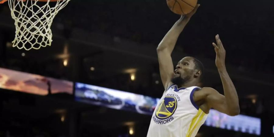 Kevin Durant erzielte 50 Punkte für die Golden State Warriors. Foto: Ben Margot/AP