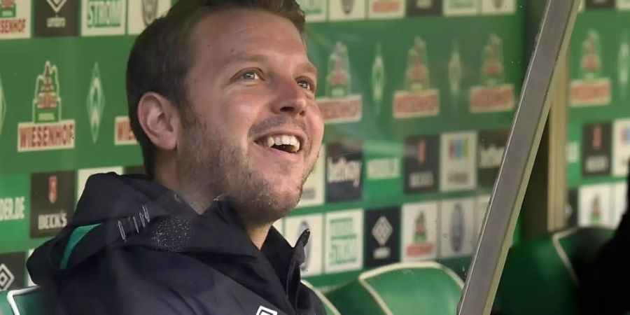 Werders Trainer Florian Kohfeldt ist optimistisch, dass Kruse in Bremen verlängert. Foto: Carmen Jaspersen/Archiv