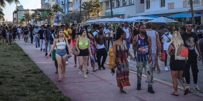 Miami Beach spring break