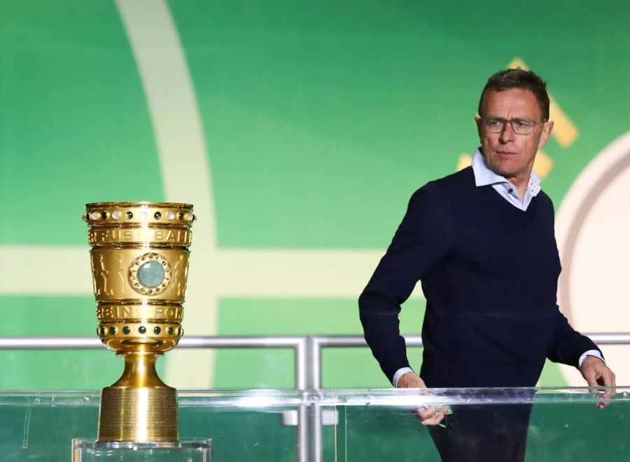 Ralf Rangnick könnte bei den Hessen eine Doppelfunktion einnehmen.