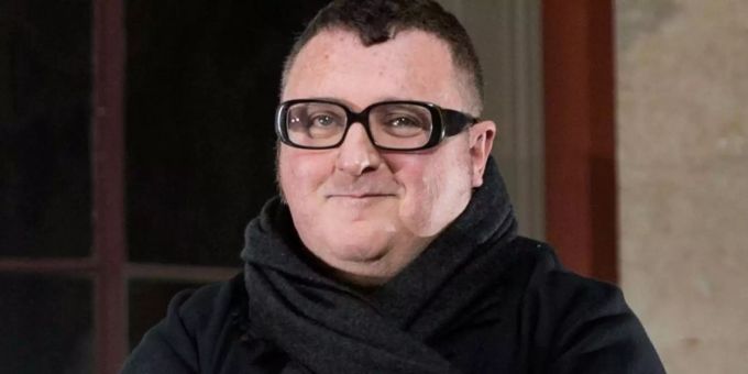 Die Vision von Alber Elbaz war Mode, die mit Technologie Hand in Hand geht. Alber Elbaz