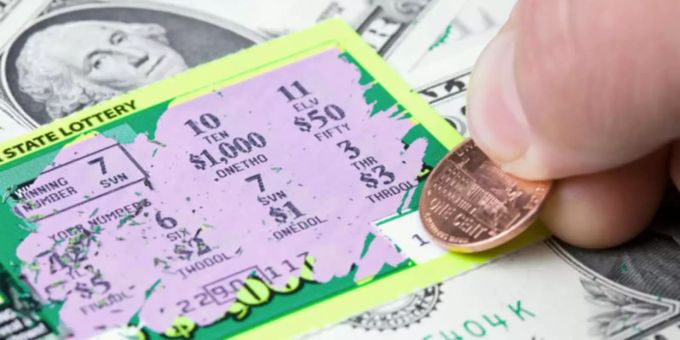Das «Lucky 7's»-Los fiel dem Mann ins Auge und er entschloss sich spontan zum Kauf. (Symbolbild) Das «Lucky 7's»-Los