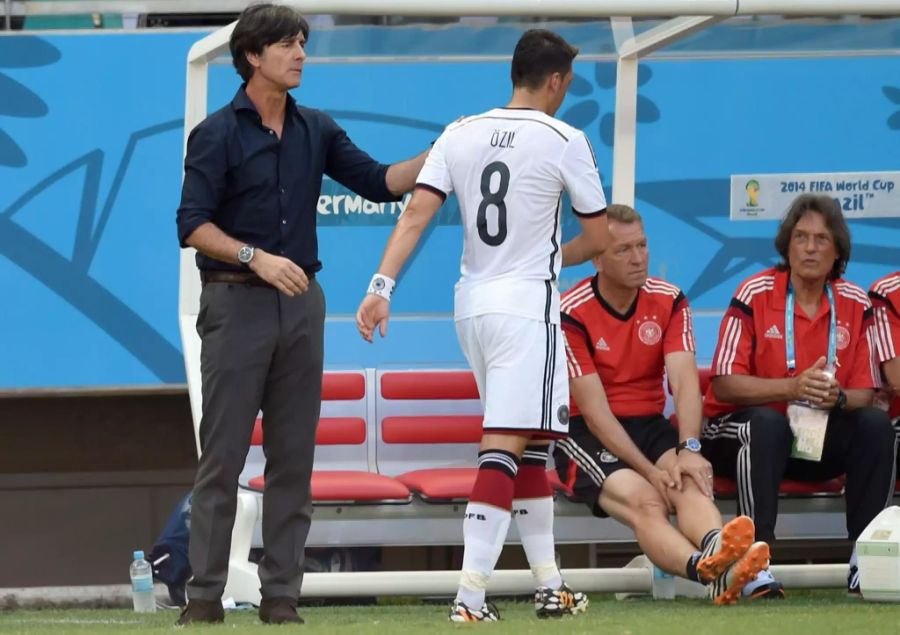 Jogi Löw Özil