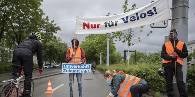 Gemeinderätin Simone Brander (SP) engagiert sich sehr für den Ausbau des Veloverkehrs. Min Li Marti