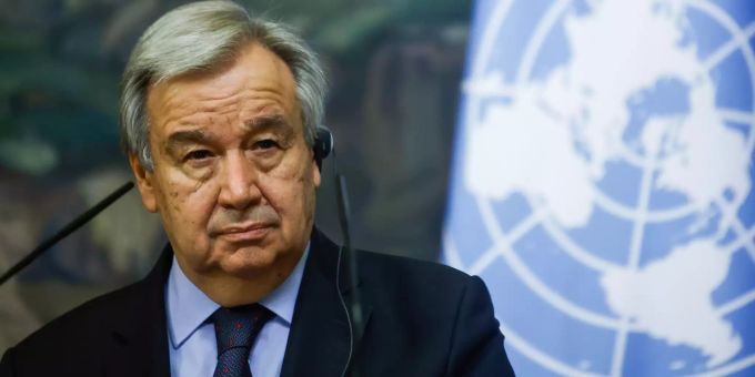 12.05.2021, Russland, Moskau: Antonio Guterres, UN-Generalsekretär, nimmt mit dem russischen Aussenminister Lawrow an einer gemeinsamen Pressekonferenz teil. UN-Generalsekretär zu Besuch in Russland