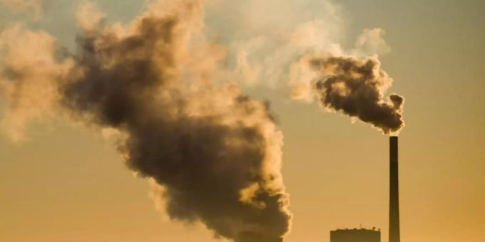 Die EU soll nach dem Willen der Kommission bis 2050 «klimaneutral» sein, also nicht mehr Treibhausgase produzieren als gleichzeitig gebunden werden. Foto: Julian Stratenschulte/dpa Die EU soll nach dem Willen der Kommission bis 2050 «klimaneutral» sein, also nicht mehr Treibhausgase produzieren als gleichzeitig gebunden werden. Foto: Julian Stratenschulte/dpa