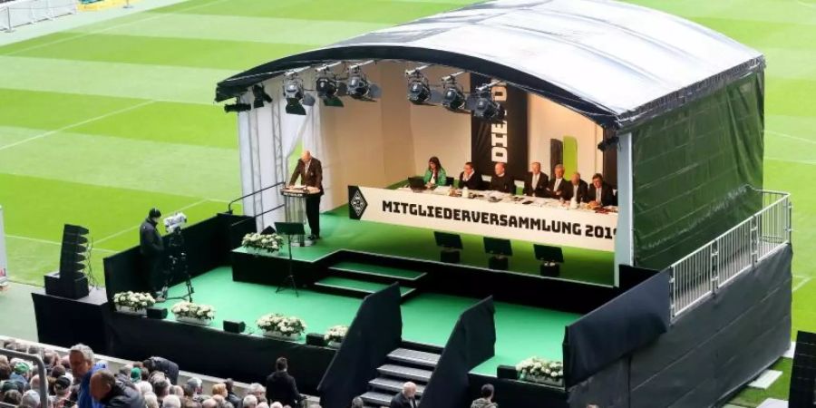 Der Vorstand von Borussia Mönchengladbach hält seine Jahreshauptversammlung 2019 im Borussia-Park ab. Foto: Roland Weihrauch/dpa